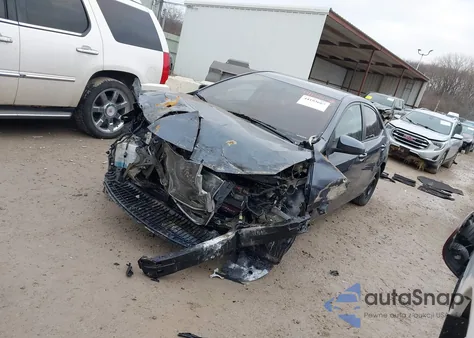 2016 Toyota Corolla Le z USA, uszkodzony, nr VIN 5YFBURHE0GP532091